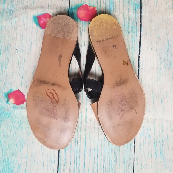 Bettye Dahlia two tone slip-on sandals siz… - Picture 3 of 6